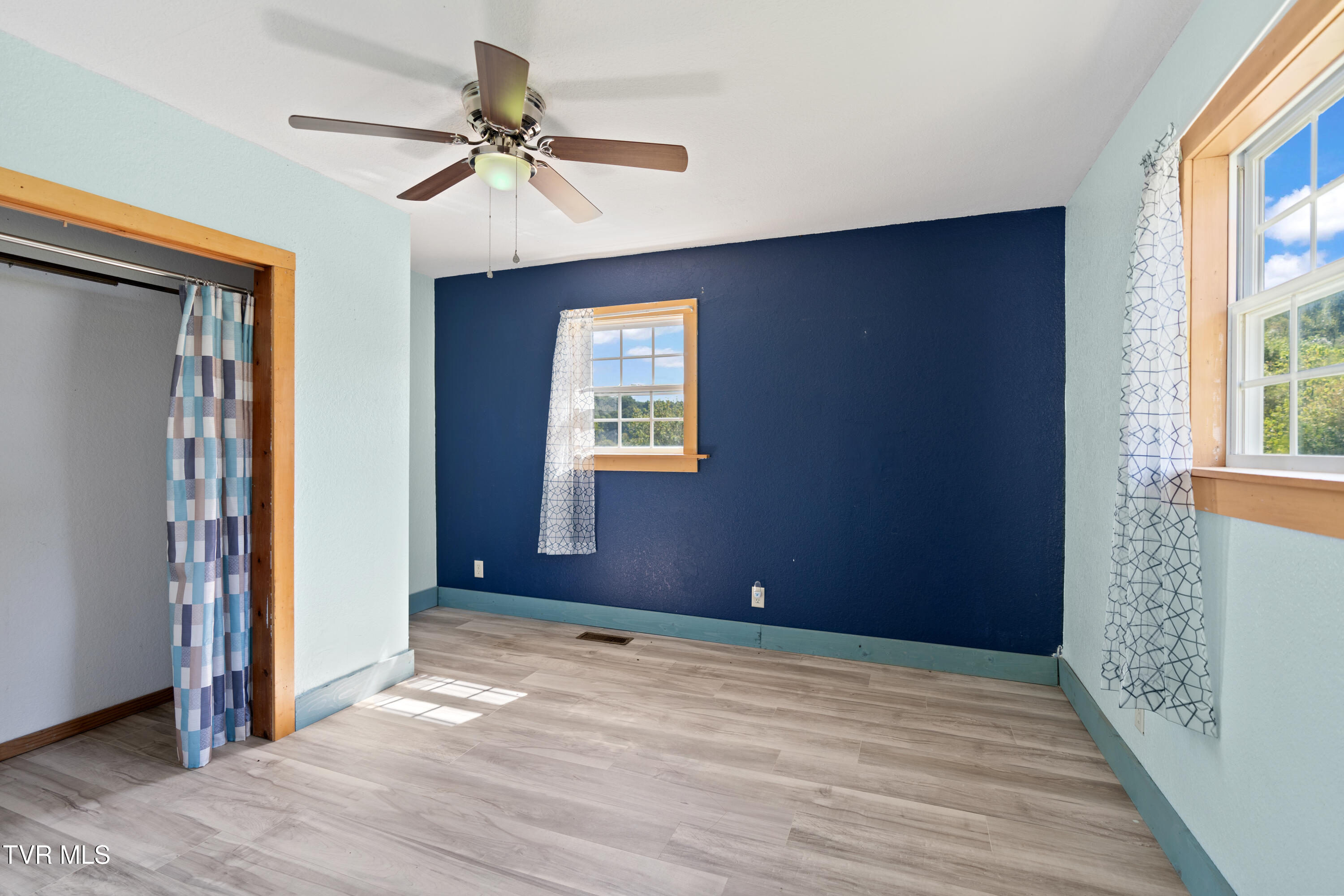 499 Campbell Circle Chuckey, TN 37641 - Photo 12 of 38 DSC03066