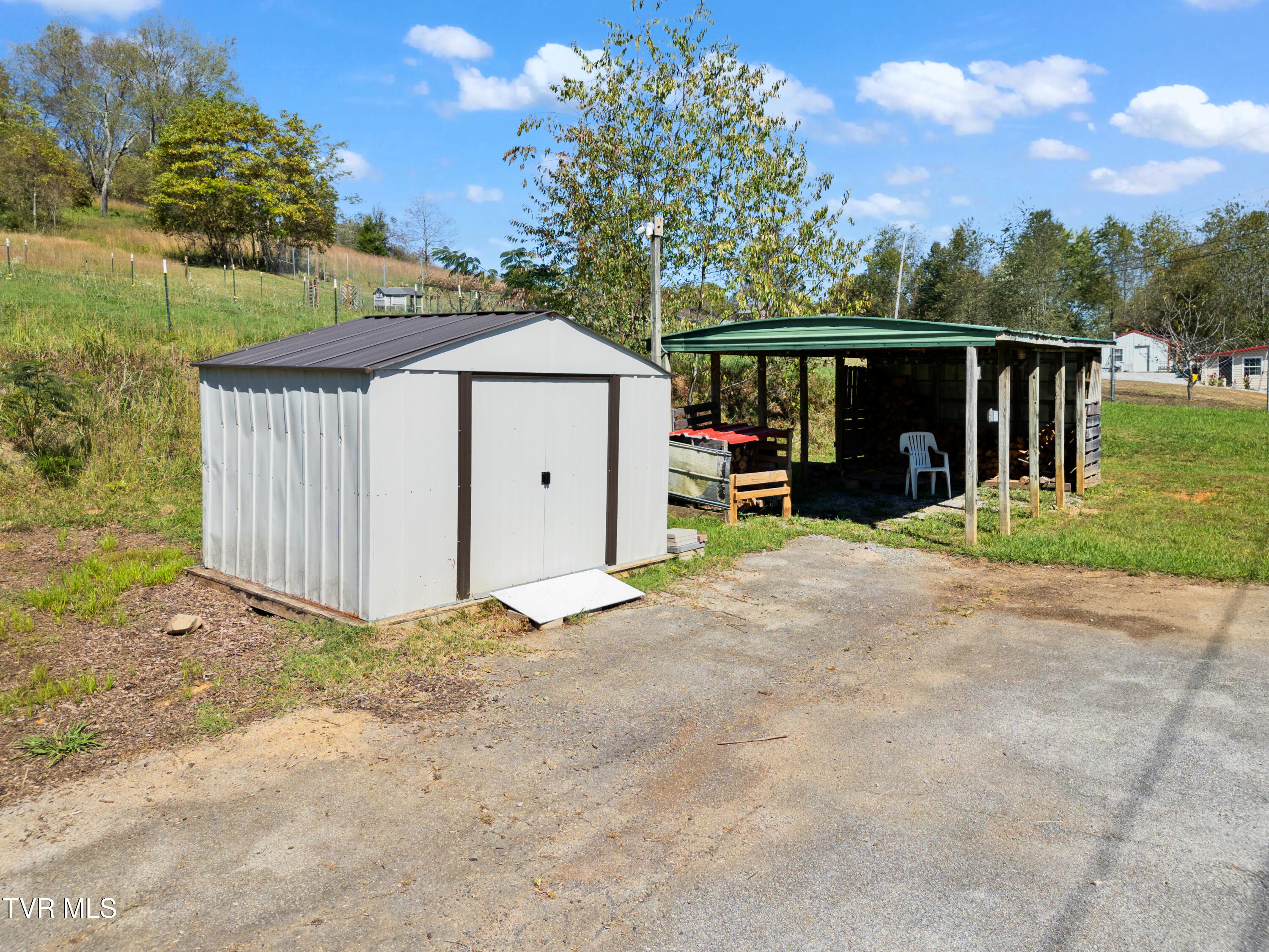 499 Campbell Circle Chuckey, TN 37641 - Photo 3 of 38 DJI_0960