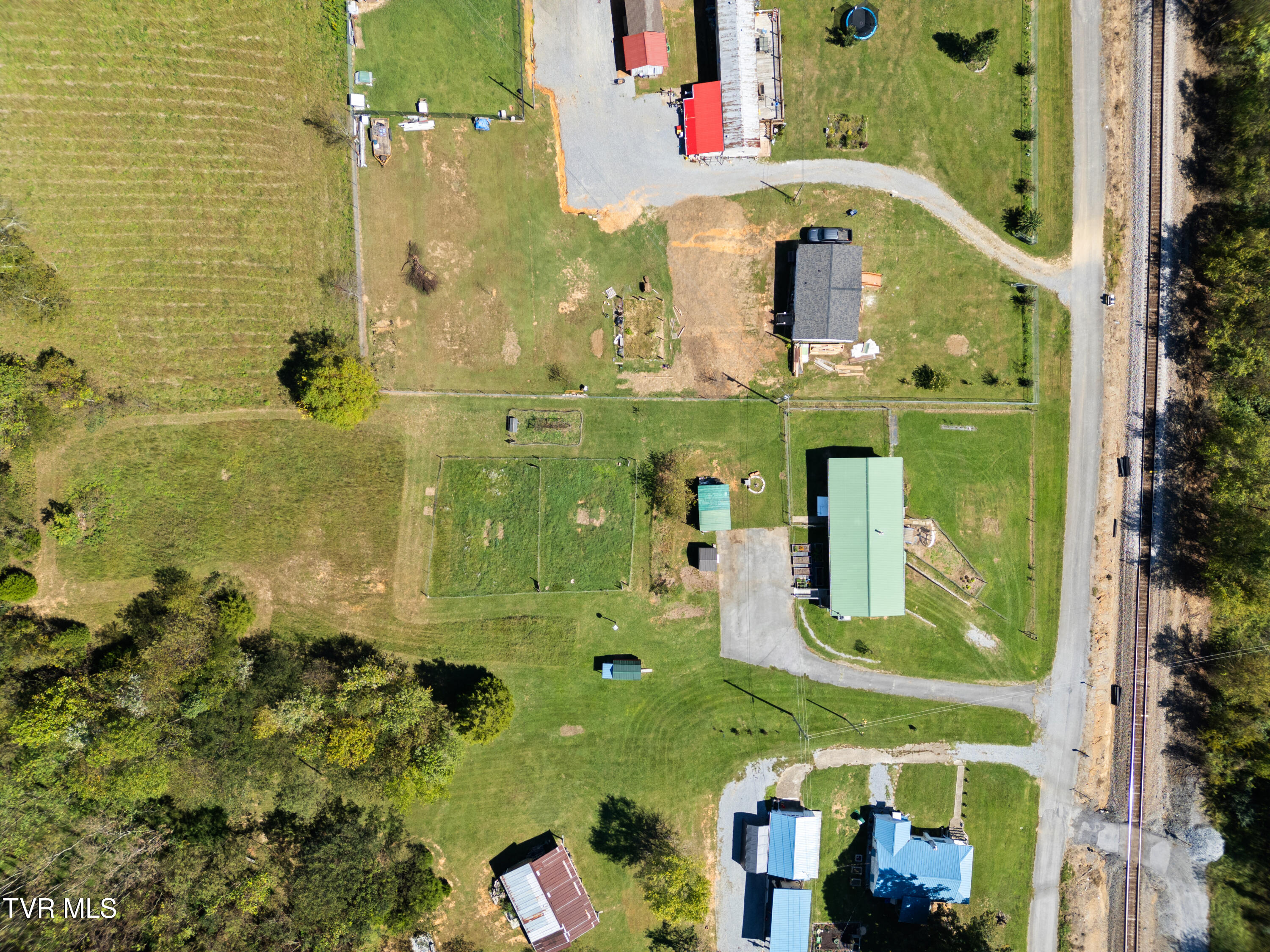 499 Campbell Circle Chuckey, TN 37641 - Photo 4 of 38 DJI_0961