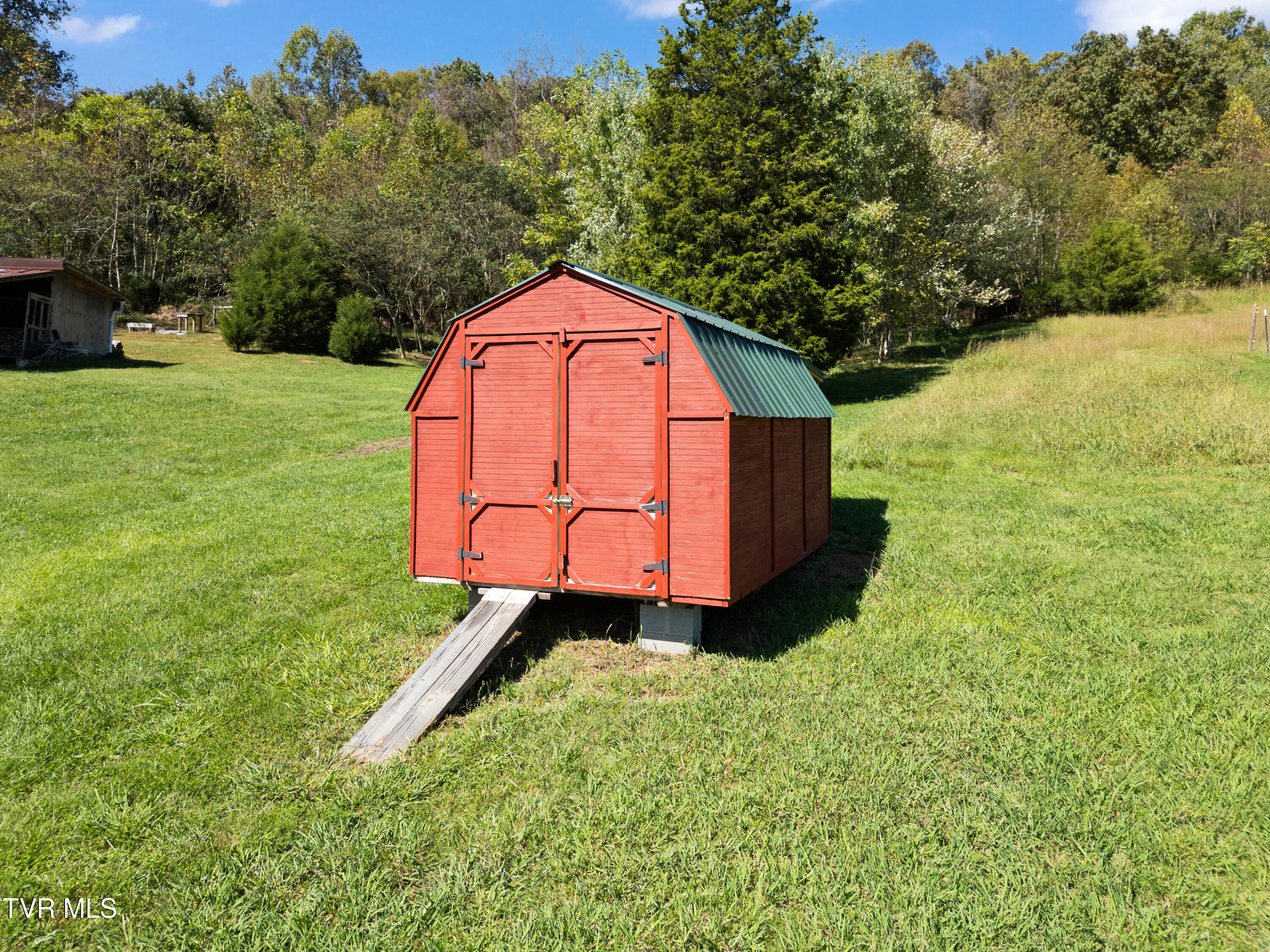 499 Campbell Circle Chuckey, TN 37641 - Photo 9 of 38 DJI_0967b