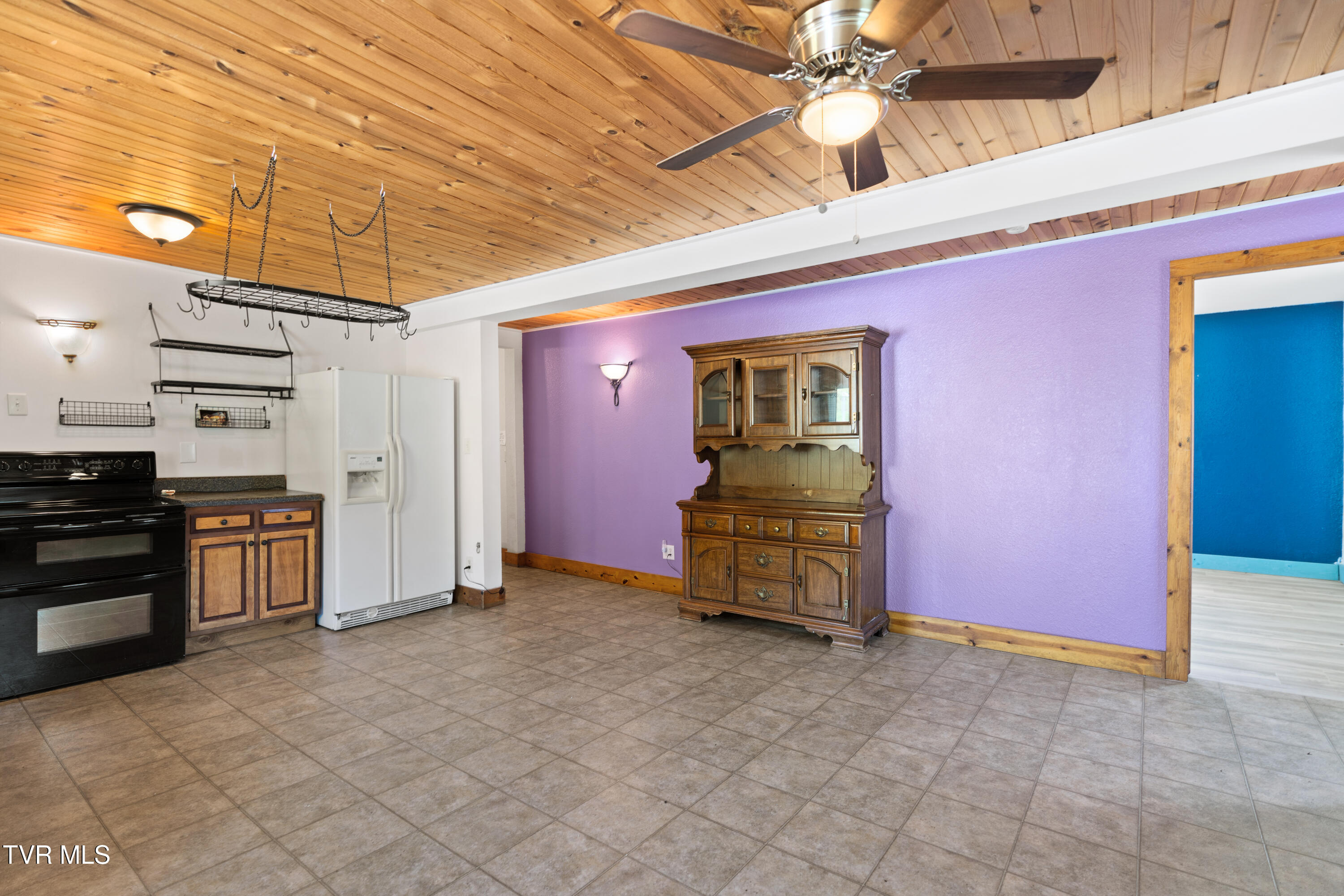 499 Campbell Circle Chuckey, TN 37641 - Photo 10 of 38 DSC03057