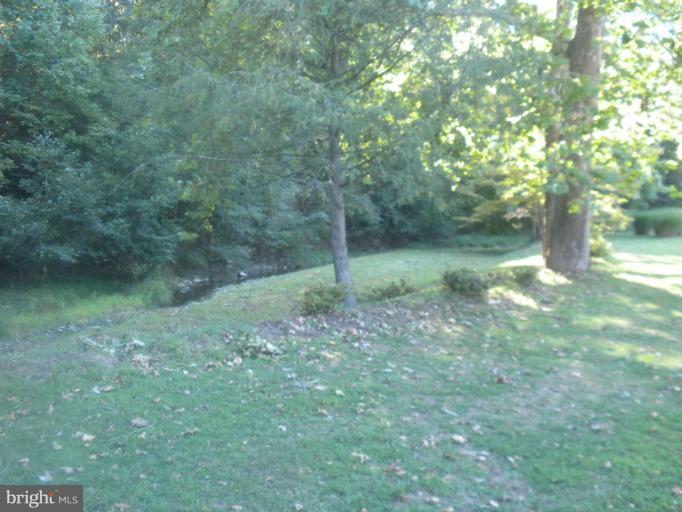 3142 New Hope Road Berkeley Springs, WV 25411 - Photo 8 of 30 View