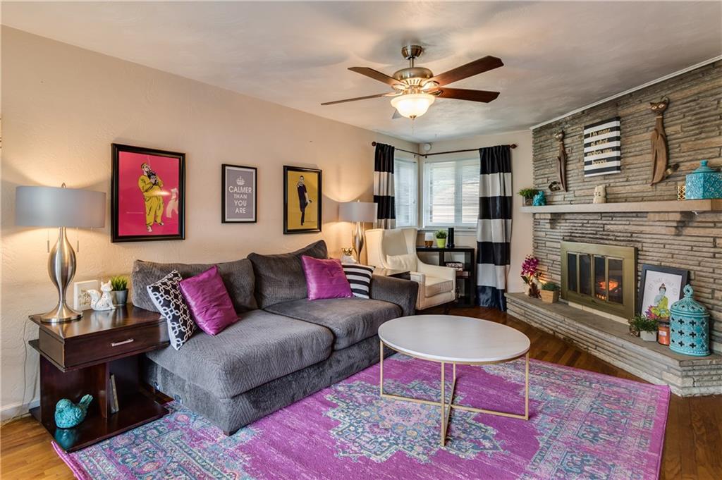 913 Broughton Road Pittsburgh, PA 15236 - Photo 4 of 25 Gallery Image 4