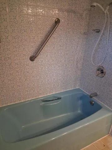 $260,000 | 113 Oakland Road, Fairfield, ME 04937