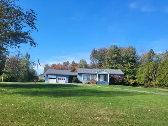 $260,000 | 113 Oakland Road, Fairfield, ME 04937