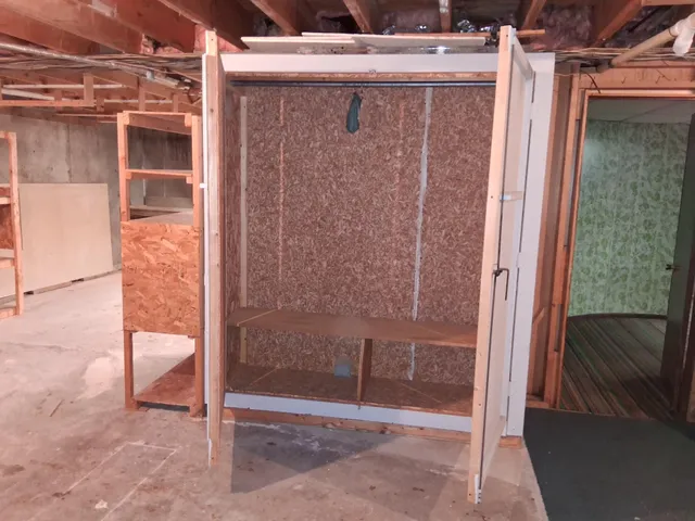 $260,000 | 113 Oakland Road, Fairfield, ME 04937