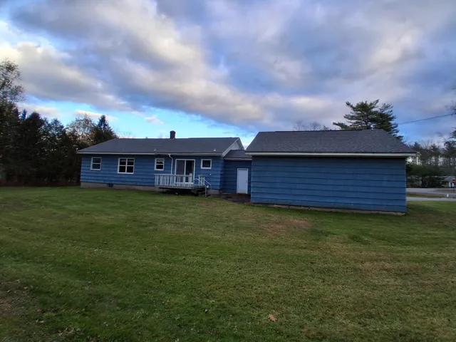 $260,000 | 113 Oakland Road, Fairfield, ME 04937