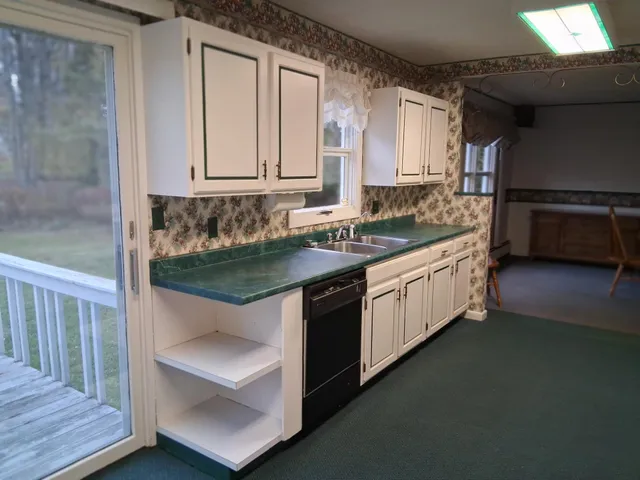 $260,000 | 113 Oakland Road, Fairfield, ME 04937