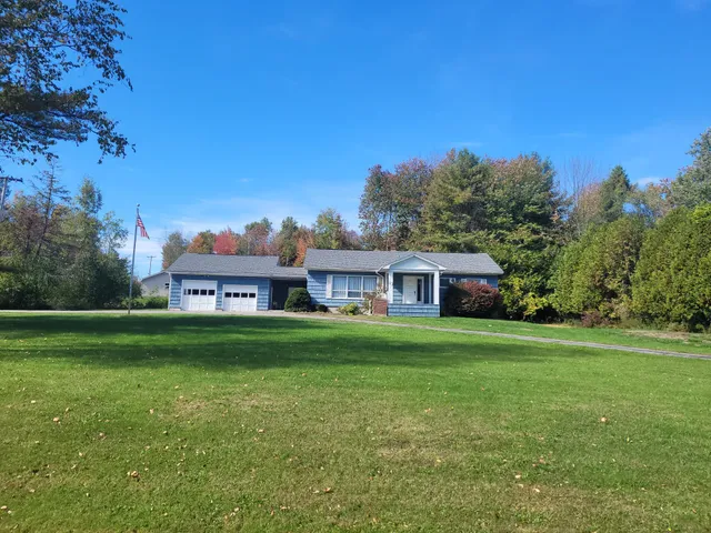 $260,000 | 113 Oakland Road, Fairfield, ME 04937
