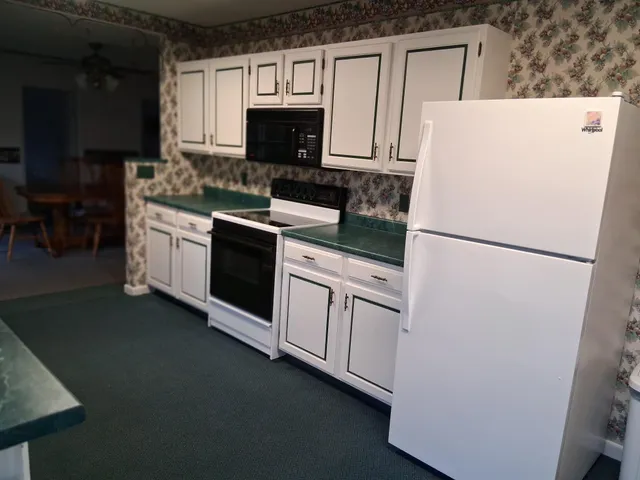 $260,000 | 113 Oakland Road, Fairfield, ME 04937