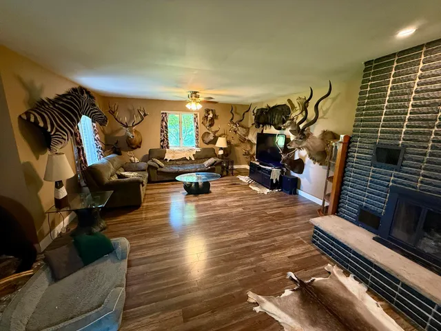 $359,000 | 10976 Dewey Road, Munith, MI 49259