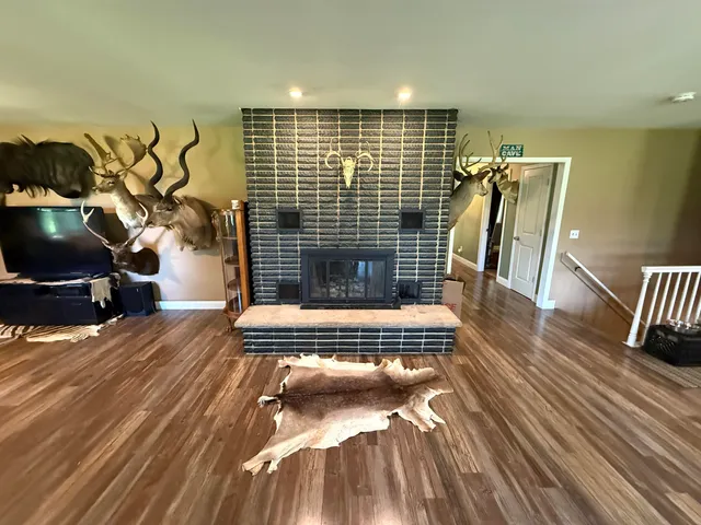 $359,000 | 10976 Dewey Road, Munith, MI 49259