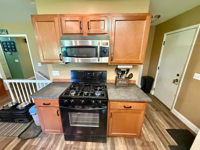 $359,000 | 10976 Dewey Road, Munith, MI 49259