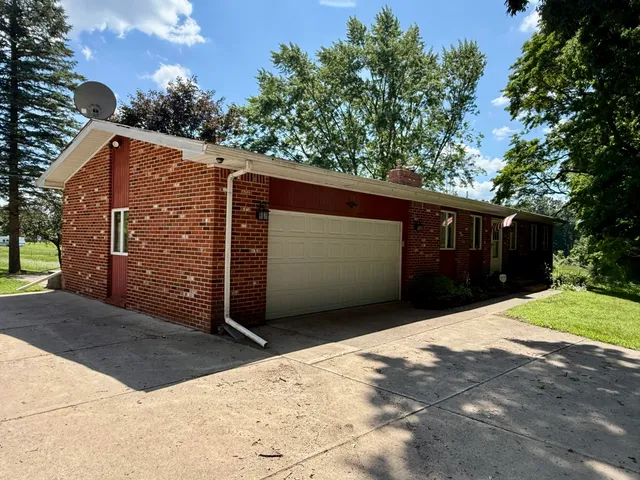 $359,000 | 10976 Dewey Road, Munith, MI 49259