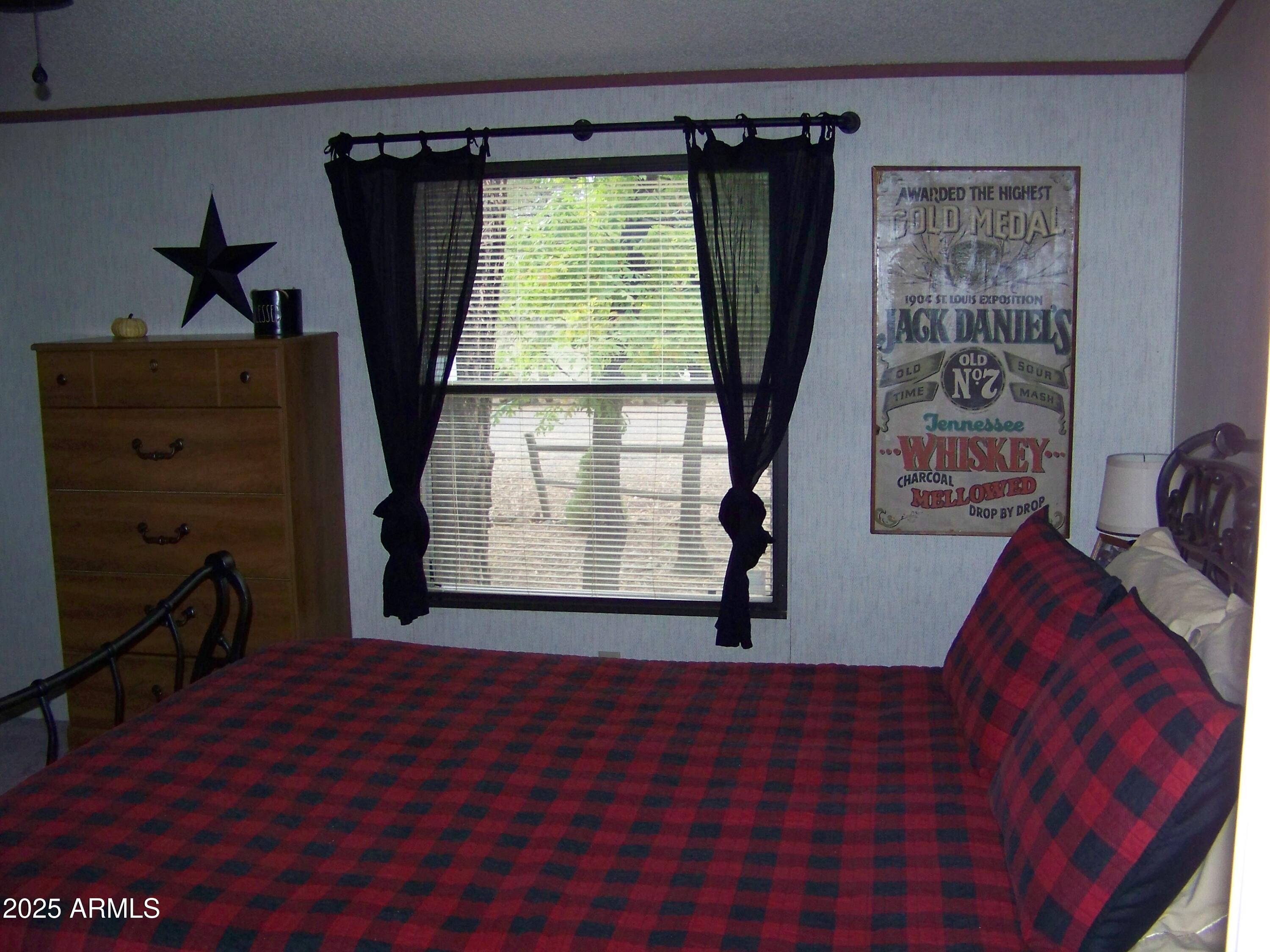 1167 White Tail Lane Pinetop, AZ 85935 - Photo 21 of 58 a view of front door with furniture and a window