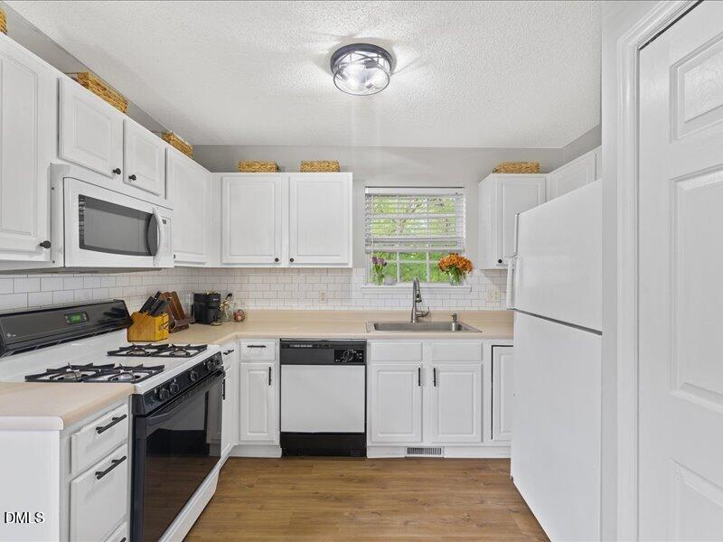 5600 Rolling Court Raleigh, NC 27616 - Photo 8 of 42