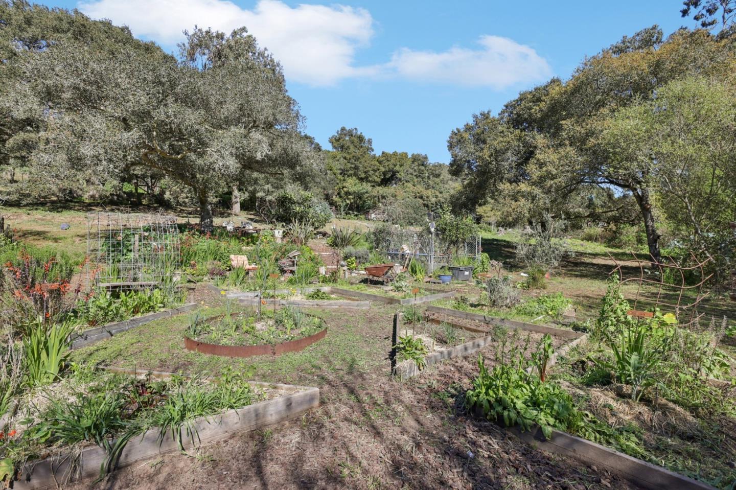 122 Strawberry Road Watsonville, CA 95076 - Photo 43 of 57