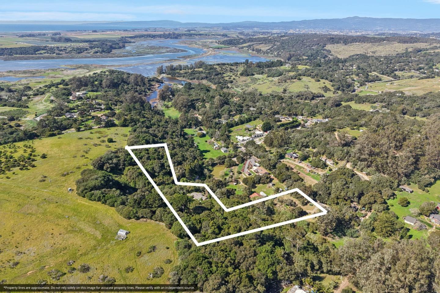 122 Strawberry Road Watsonville, CA 95076 - Photo 49 of 57