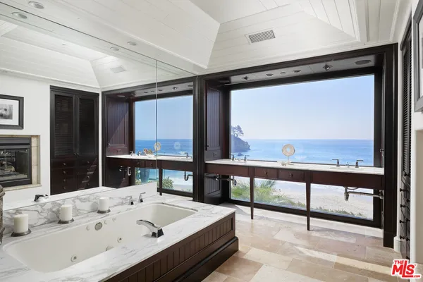 $70,000 | 31 Bay Drive, Laguna Beach, CA 92651