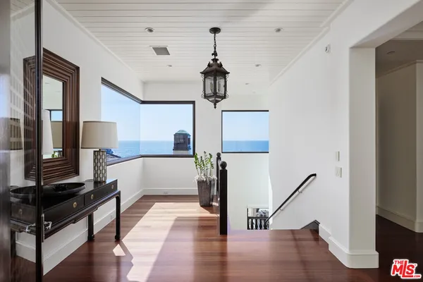 $70,000 | 31 Bay Drive, Laguna Beach, CA 92651