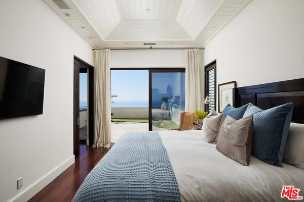 $70,000 | 31 Bay Drive, Laguna Beach, CA 92651