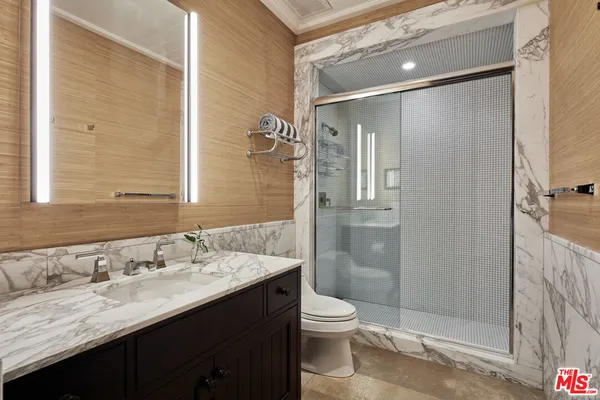 $70,000 | 31 Bay Drive, Laguna Beach, CA 92651