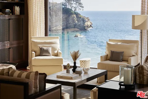 $70,000 | 31 Bay Drive, Laguna Beach, CA 92651