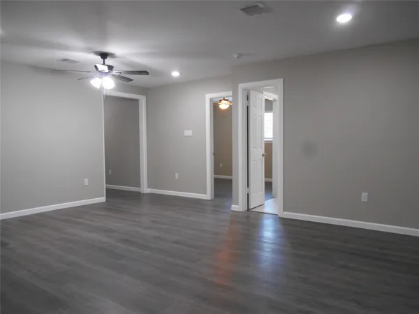 $1,900 | 1547 Greenfield Road, Hempstead, TX 77445