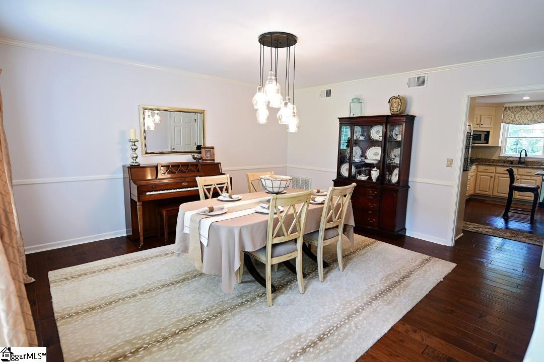 109 Hewitt Road Fountain Inn, SC 29644 - Photo 2 of 16