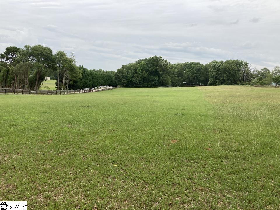 109 Hewitt Road Fountain Inn, SC 29644 - Photo 12 of 16