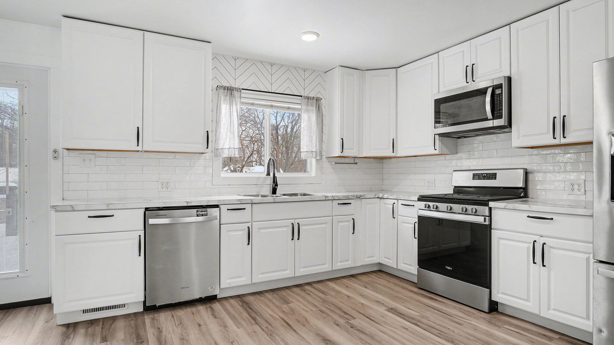 516 Catherine Street Otsego, MI 49078 - Photo 9 of 20 010_file_633