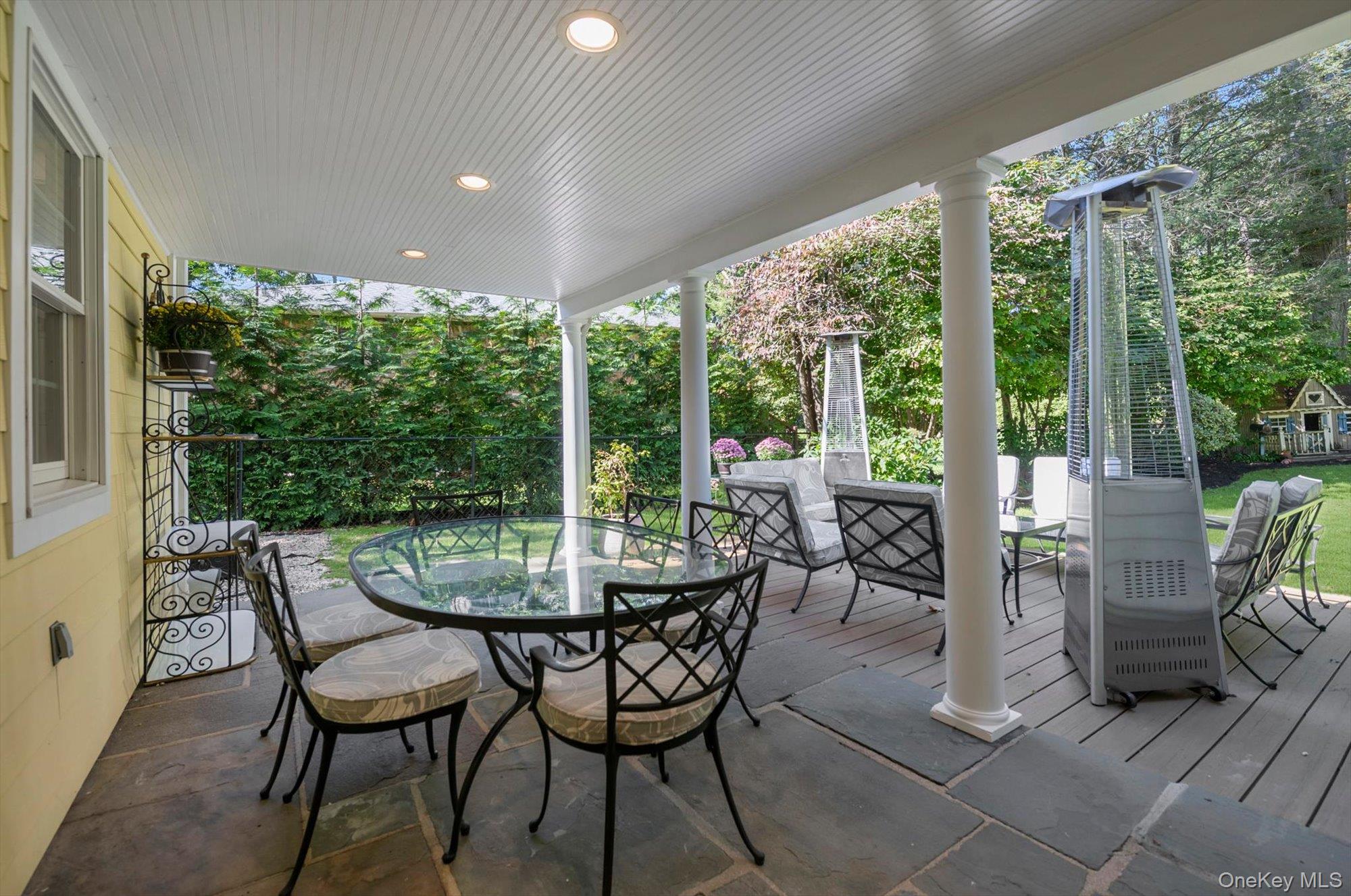 86 Summit Road Port Washington, NY 11050 - Photo 25 of 27 Back patio/porch