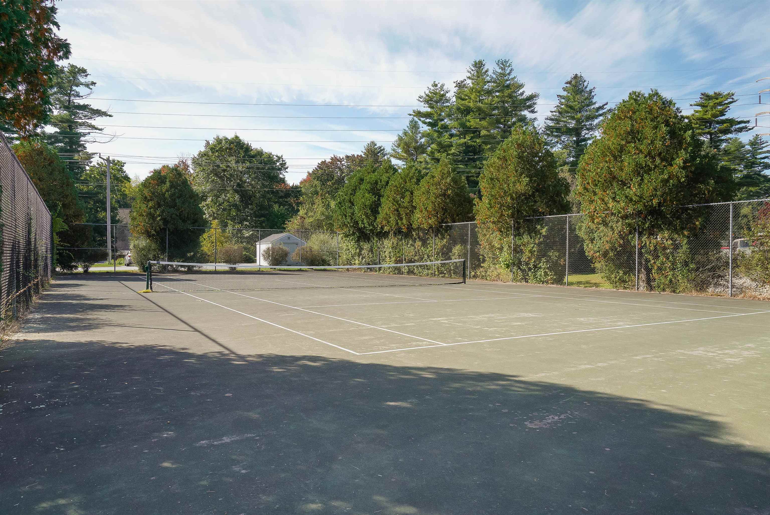 22 Landsdown Drive Nashua, NH 03062 - Photo 34 of 40