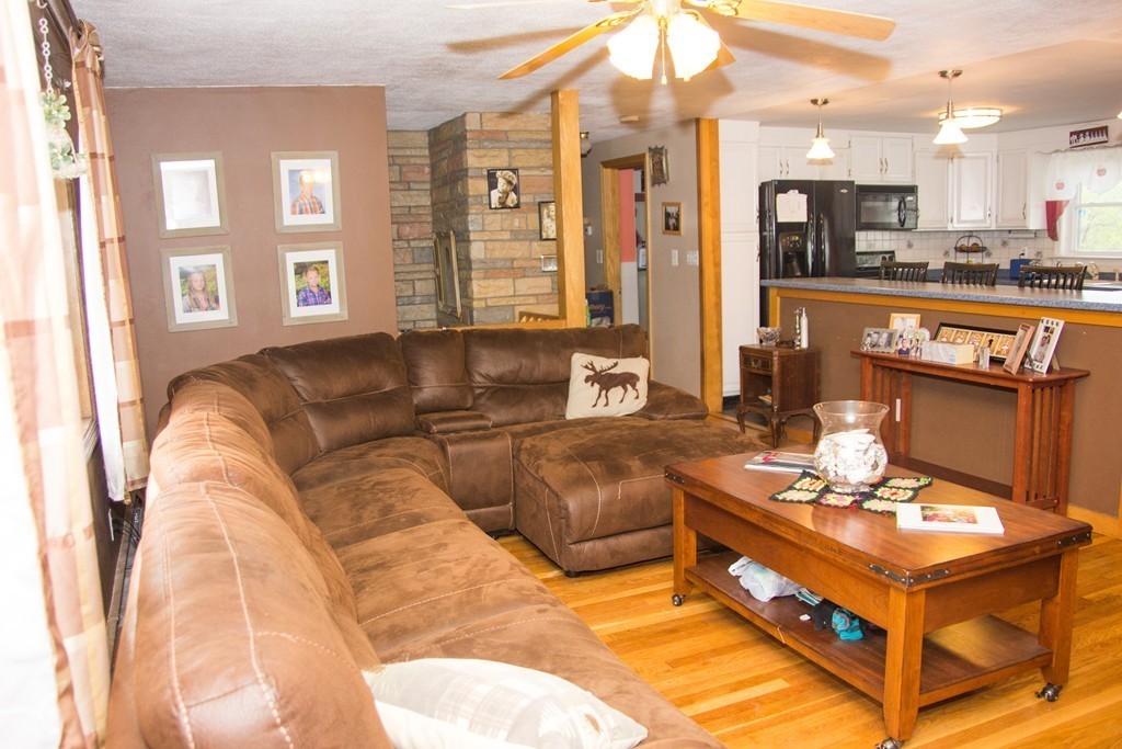 48 Brookbridge Road Stoneham, MA 02180 - Photo 6 of 15 Gallery Image 6