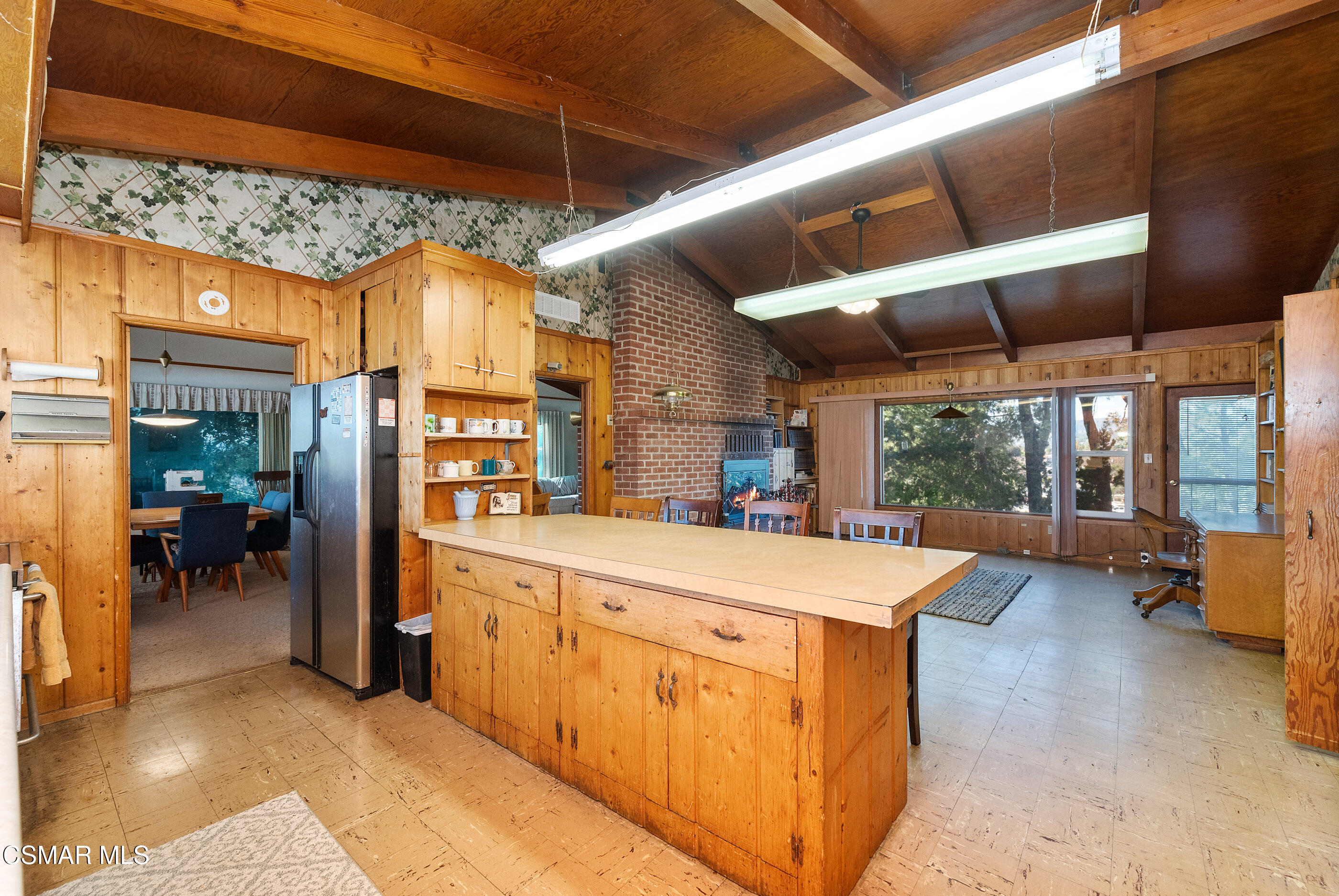 2844 Royal Avenue Simi Valley, CA 93065 - Photo 13 of 83 2844 Royal Ave Simi Valley-13