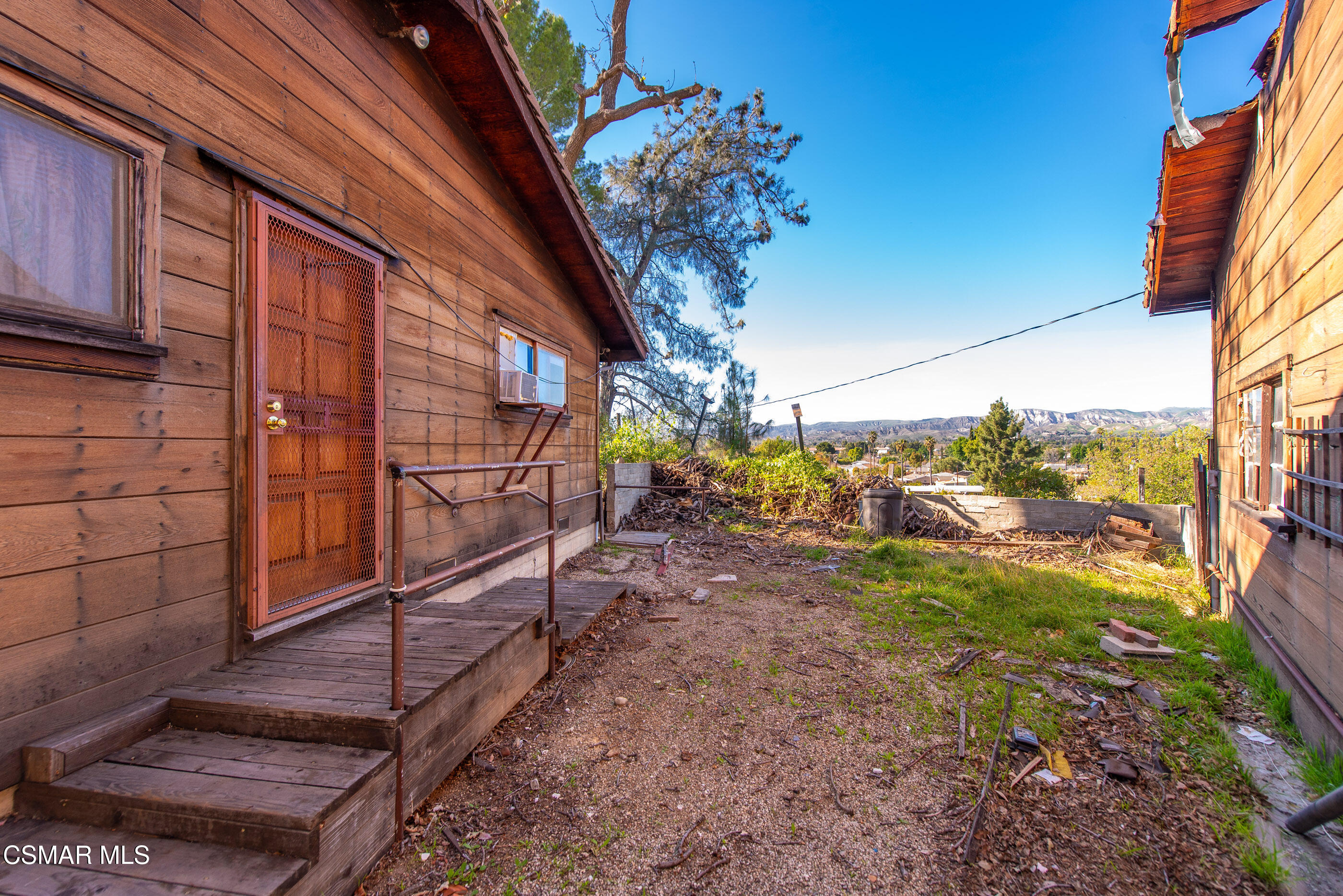 2844 Royal Avenue Simi Valley, CA 93065 - Photo 31 of 83 2844 Royal Ave Simi Valley-31