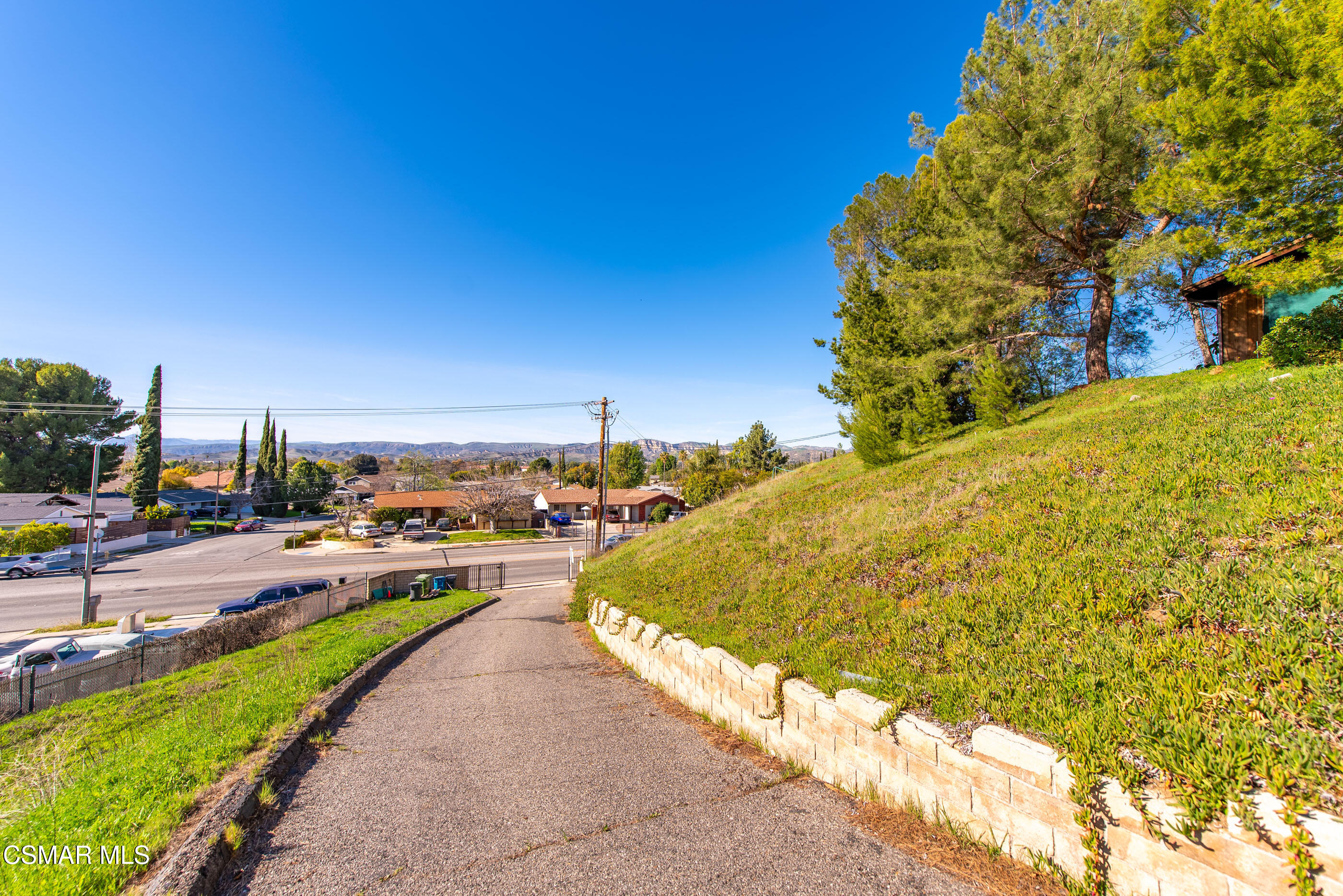 2844 Royal Avenue Simi Valley, CA 93065 - Photo 41 of 83 2844 Royal Ave Simi Valley-41