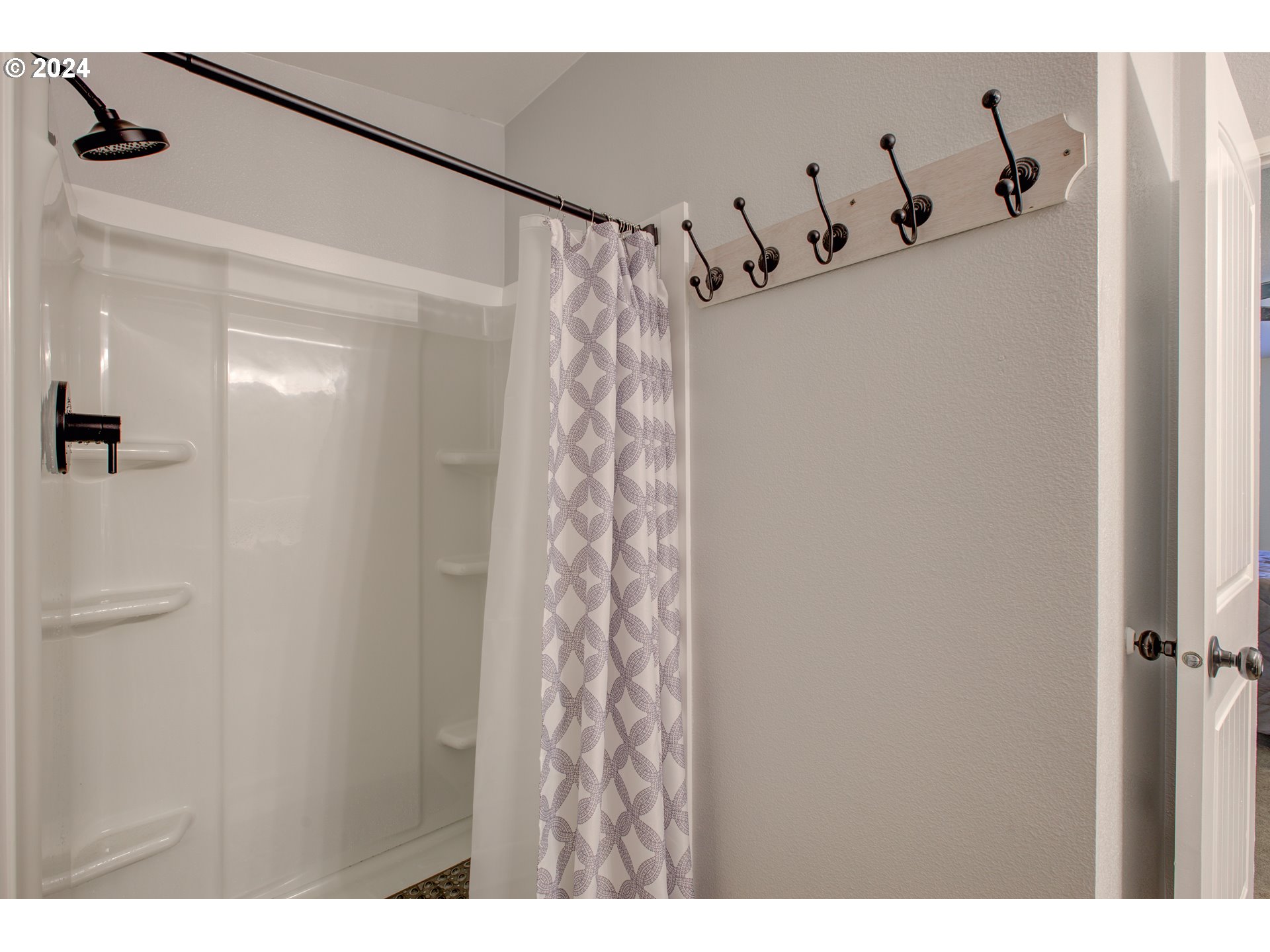 929 Northeast Rifle Range Street Roseburg, OR 97470 - Photo 24 of 48 a view of a closet