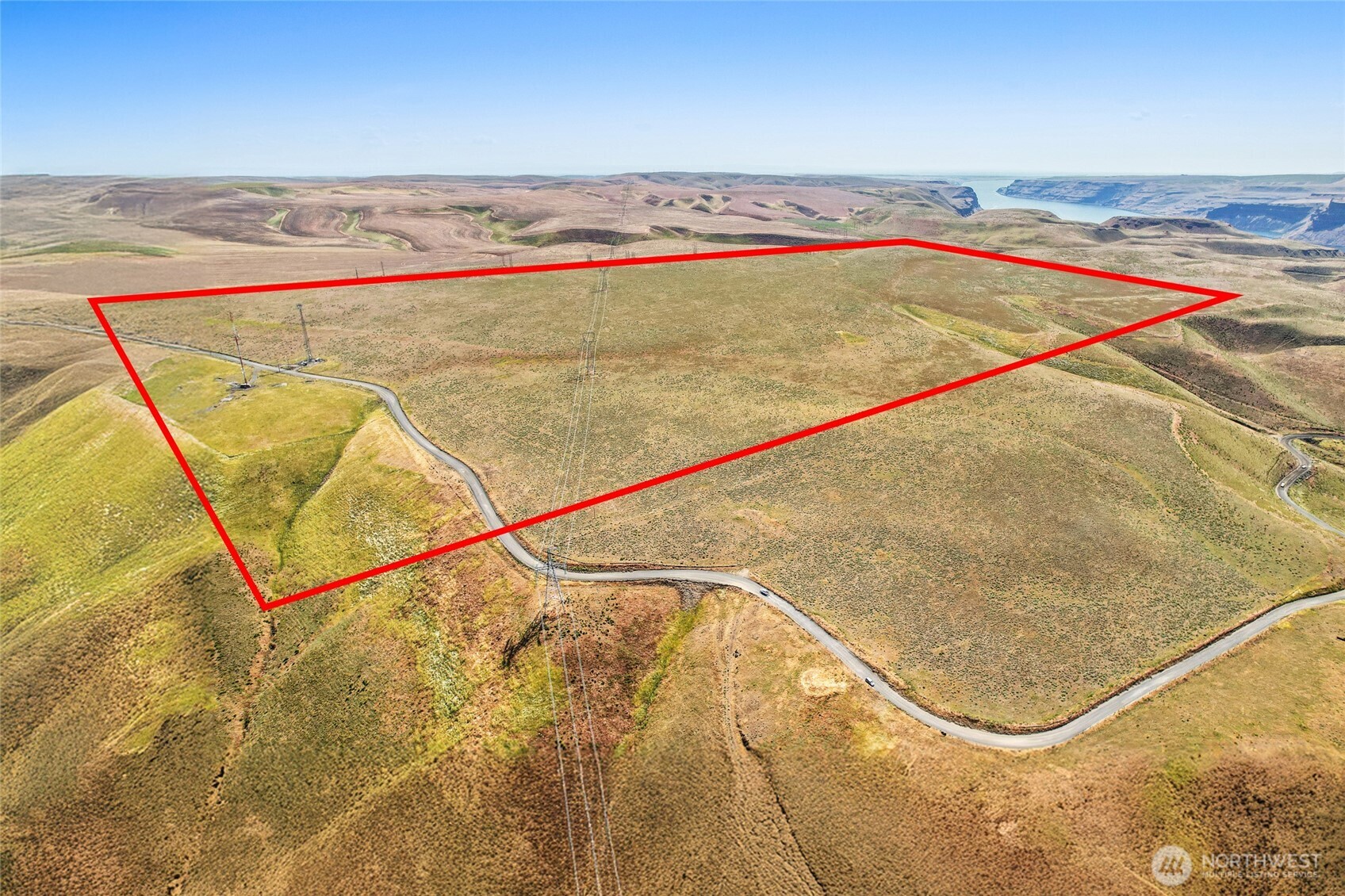 0 Hatch Grade Road Touchet, WA 99360 - Photo 2 of 23 a view of a tennis court