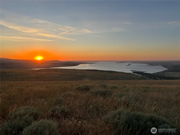 $360,000 | 0 Hatch Grade Road, Touchet, WA 99360