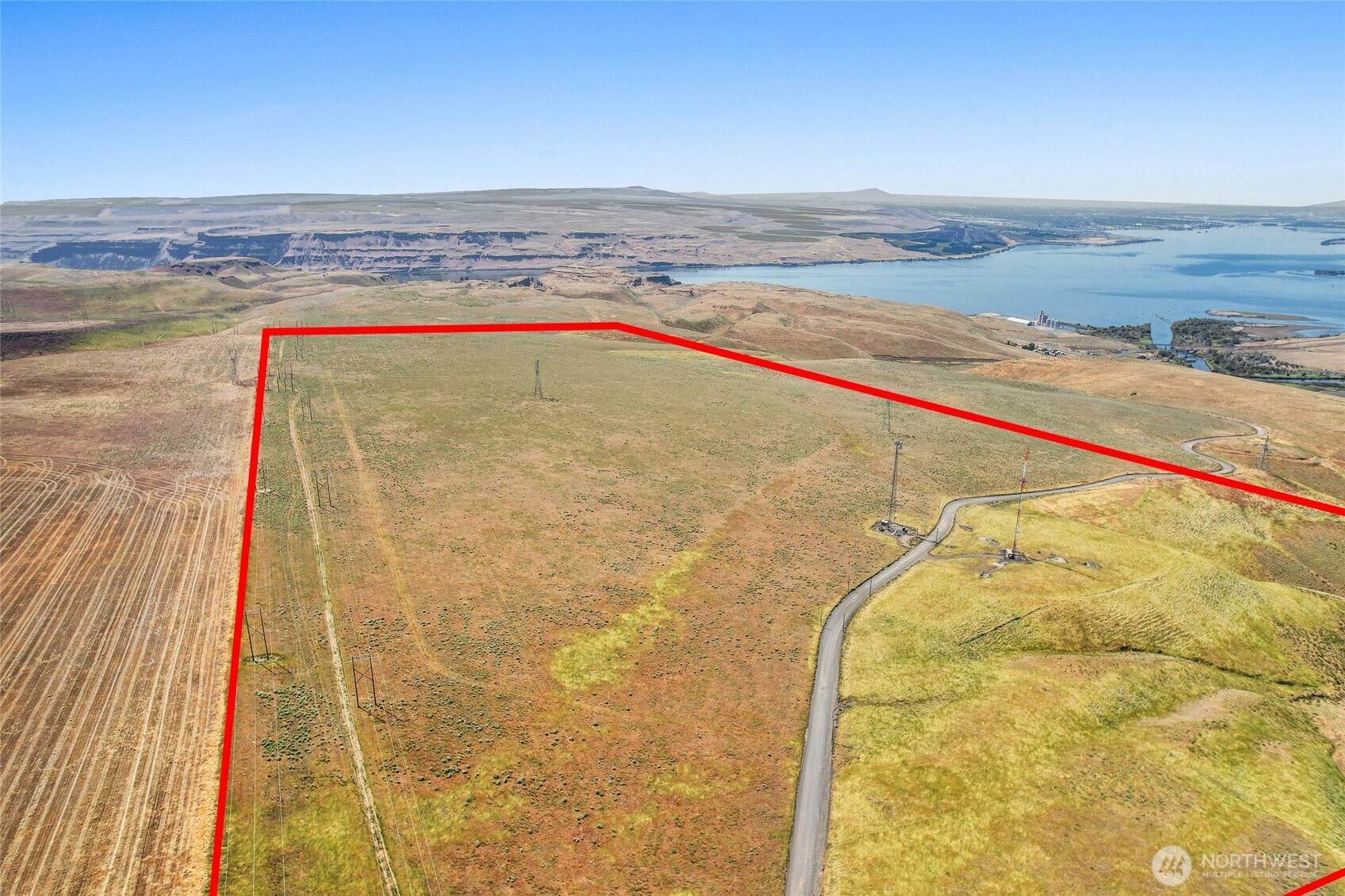 0 Hatch Grade Road Touchet, WA 99360 - Photo 6 of 23 a view of a swimming pool