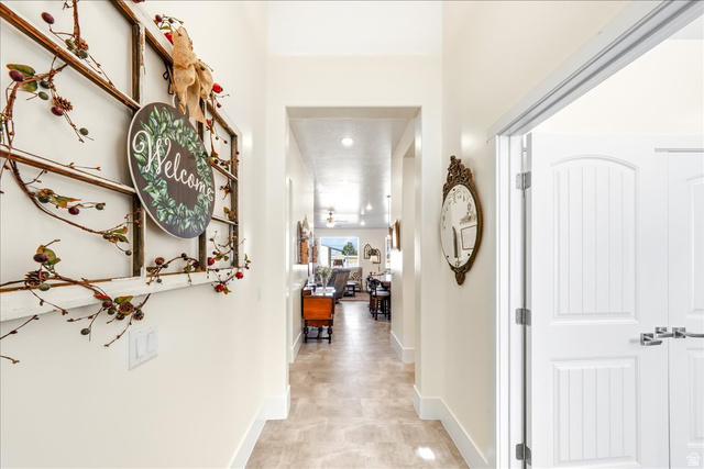 357 East Main Street Enterprise, UT 84725 - Photo 8 of 71 Hall featuring baseboards and recessed lighting