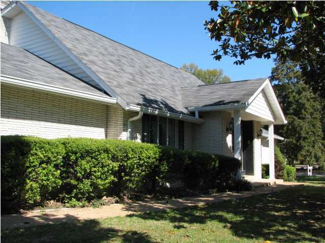 301 Masters Road Hixson, TN 37343 - Photo 1 of 14 Primary Photo