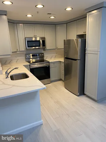 $3,950 | 1111 11th Street Northwest, Unit 108, Washington, DC 20001