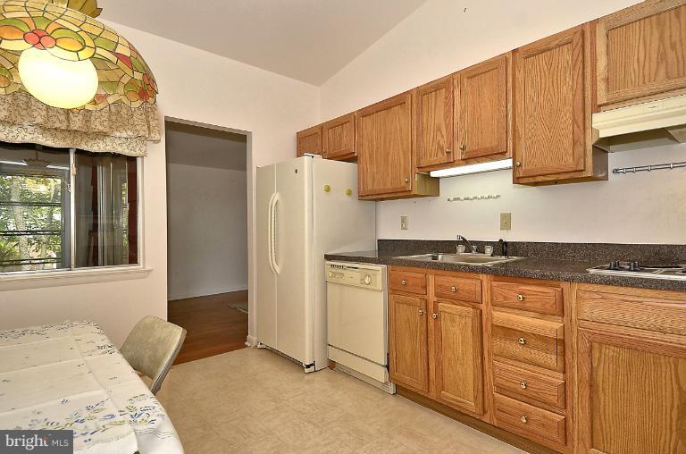 621 Hyde Road Silver Spring, MD 20902 - Photo 1 of 25 Kitchen