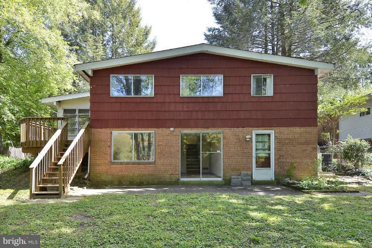 621 Hyde Road Silver Spring, MD 20902 - Photo 10 of 25 Exterior (Rear)