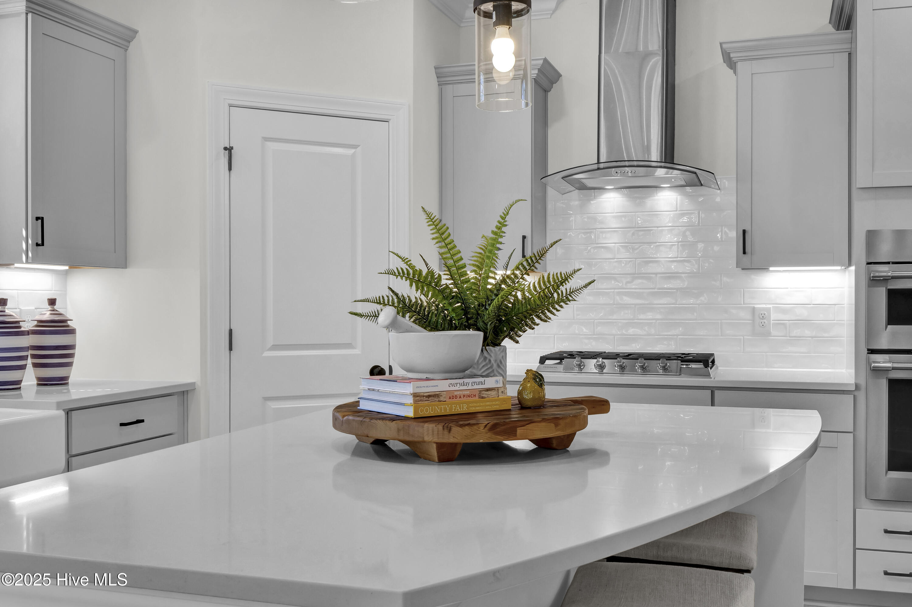 92 Planters Walk Hampstead, NC 28443 - Photo 11 of 56 Kitchen 3