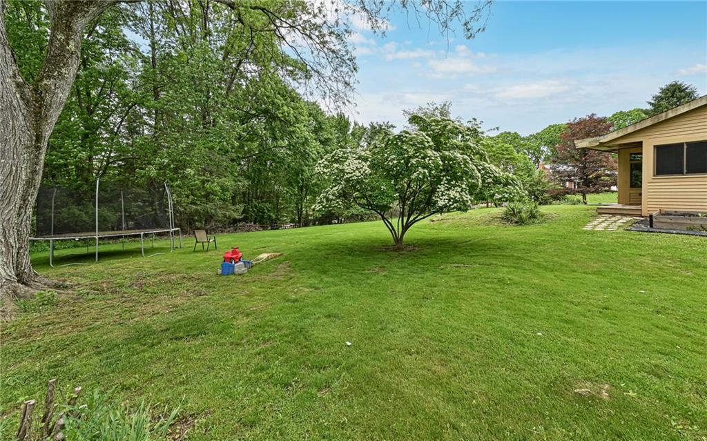 10595 Crest Road Wexford, PA 15090 - Photo 26 of 31 Gallery Image 26