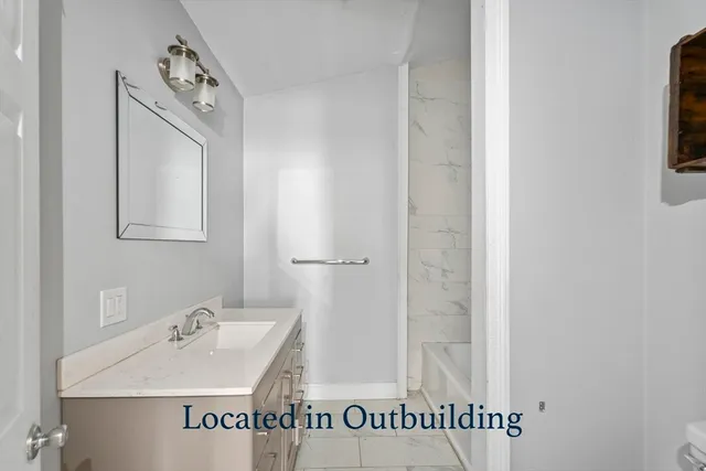 $1,399,999 | 32 Laurel Lane, Raynham, MA 02767