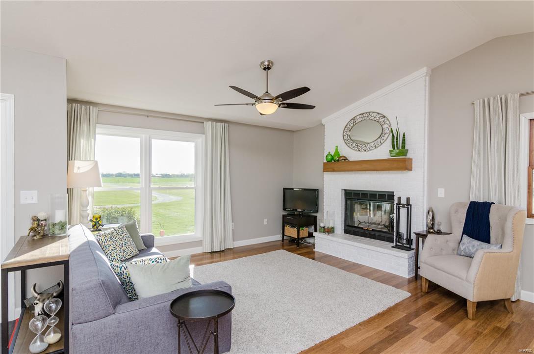 5331 Hazel Road Edwardsville, IL 62025 - Photo 14 of 44